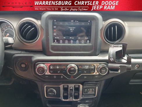Used 2018 Jeep Wrangler Unlimited Sport S AWD/4WD image 20