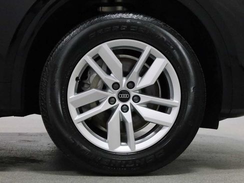 Certified 2023 Audi Q5 2.0T Premium w/ Convenience Package AWD/4WD image 12