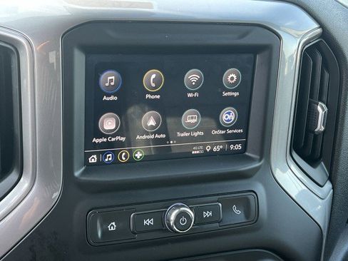 Used 2023 Chevrolet Silverado 1500 Custom image 13