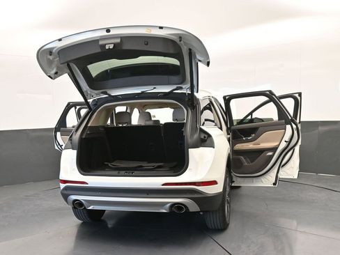 Used 2022 Lincoln Corsair Reserve image 80