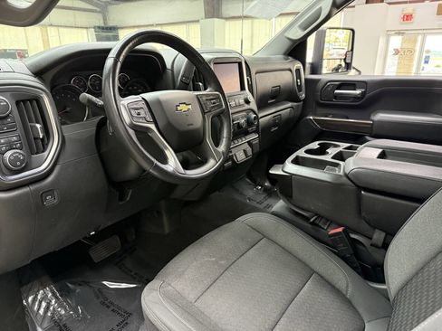 Used 2022 Chevrolet Silverado 3500 LT w/ Convenience Package AWD/4WD image 19