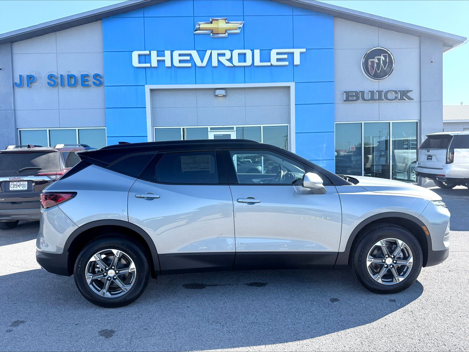 New 2026 Chevrolet Blazer LT w/ Convenience Package FWD image 8