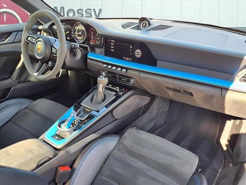 Used 2022 Porsche 911 GT3 image 16