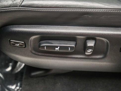Used 2019 Lexus LX 570 4WD image 22