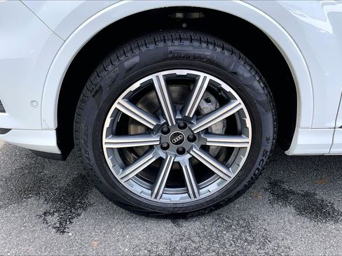 Used 2022 Audi Q7 2.0T Premium Plus AWD/4WD image 11