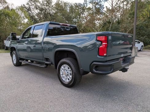 Used 2025 Chevrolet Silverado 2500 LTZ w/ LTZ Convenience Package image 6