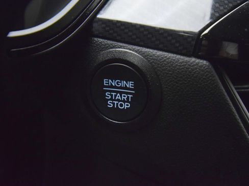 Used 2024 Ford Escape ST-Line AWD/4WD image 31