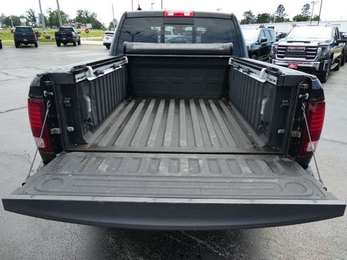 Used 2017 RAM 1500 Sport w/ Quick Order Package 26Q Night AWD/4WD image 16