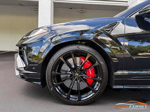 Used 2024 Lamborghini Urus S image 50