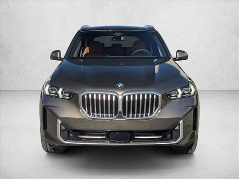 New 2026 BMW X5 xDrive40i w/ Premium Package image 6