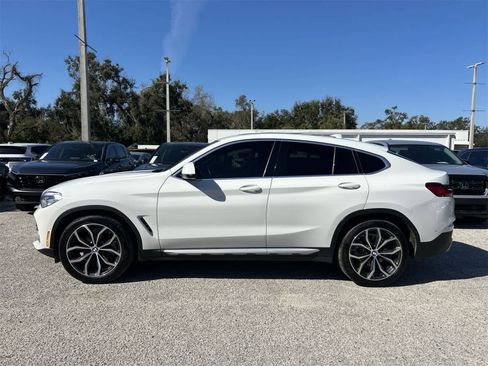 Used 2021 BMW X4 xDrive30i w/ Premium Package image 3