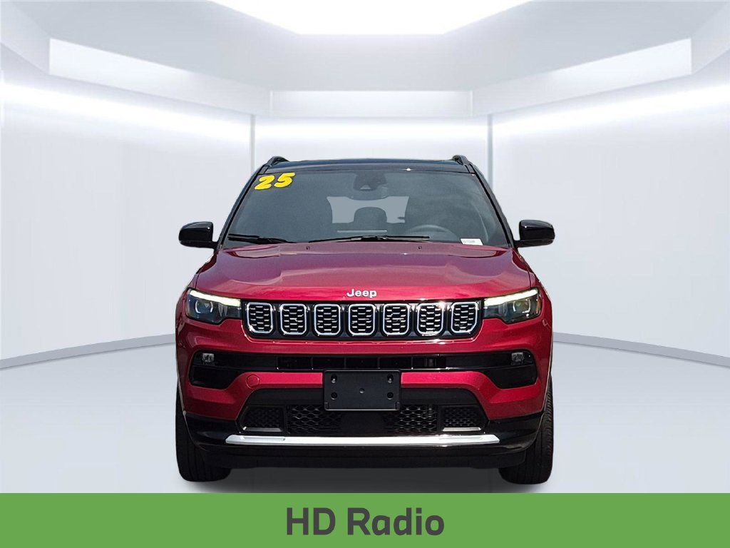 Used 2025 Jeep Compass Limited w/ Elite Group AWD/4WD image 11