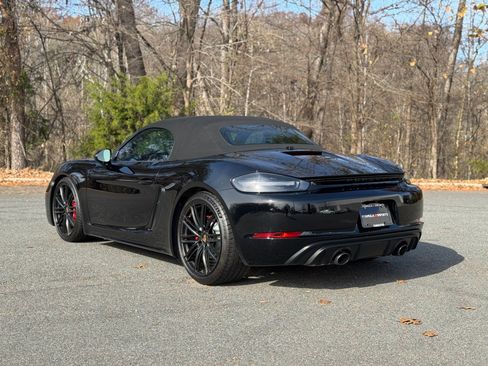 Used 2021 Porsche 718 Boxster GTS w/ Premium Package image 19