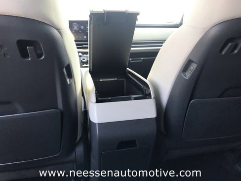 Used 2024 Hyundai Santa Fe SE image 21