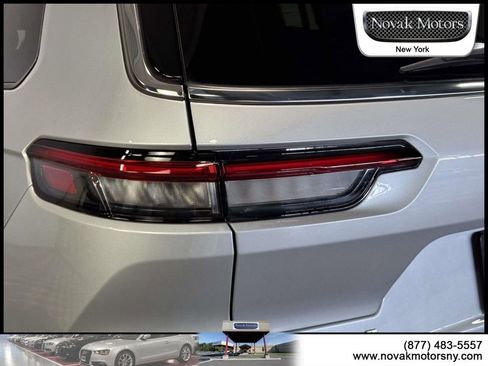 Used 2023 Jeep Grand Cherokee L Limited AWD/4WD image 8