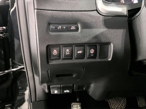 Used 2022 Nissan Murano SL image 39