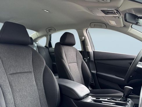 Certified 2023 Honda Accord LX image 30