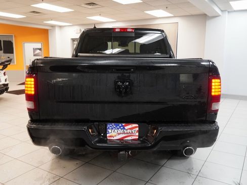 Used 2016 RAM 1500 Sport w/ Black Ram 1500 Sport Group image 8