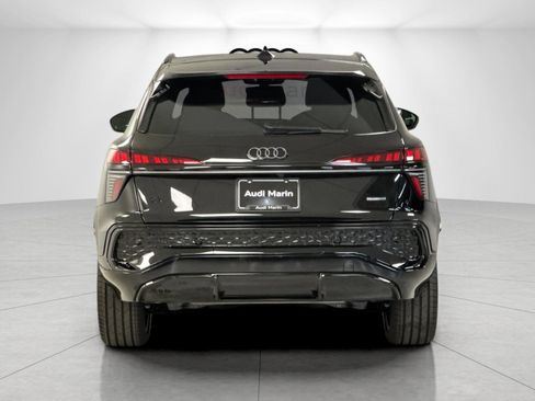 New 2026 Audi Q3 quattro 2.0T AWD/4WD image 4