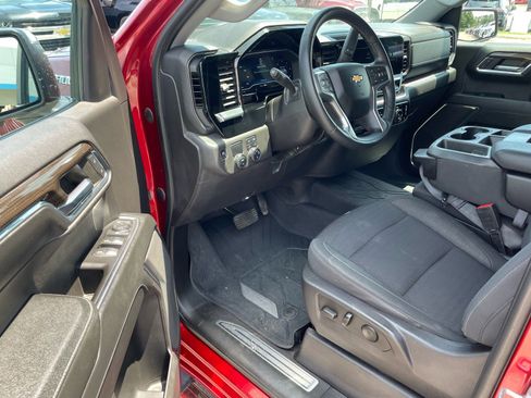 Used 2023 Chevrolet Silverado 1500 LT w/ All Star Edition Plus RWD image 4