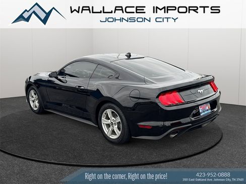 Used 2020 Ford Mustang Coupe image 3