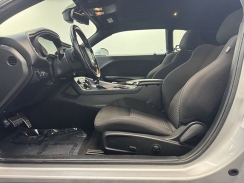 Used 2022 Dodge Challenger R/T image 13