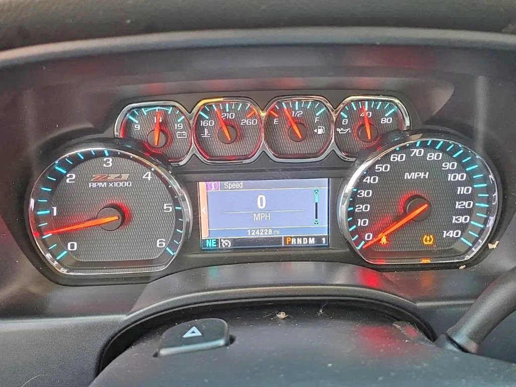 Used 2015 Chevrolet Silverado 2500 LTZ w/ Z71 Package, Off-Road AWD/4WD image 23