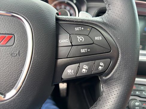 Used 2015 Dodge Challenger R/T Plus RWD image 12