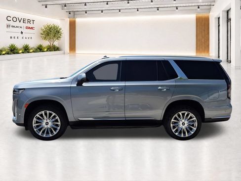 Used 2023 Cadillac Escalade Premium Luxury w/ LPO, Floor Liner Package AWD/4WD image 11