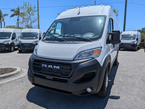 New 2026 RAM ProMaster 2500 w/ Convenience Group FWD image 9