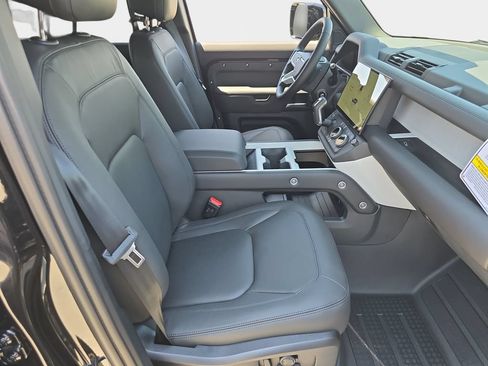 New 2026 Land Rover Defender 110 S AWD/4WD image 10