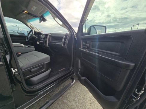 Used 2016 RAM 1500 Express w/ Black Ram 1500 Express Group image 11