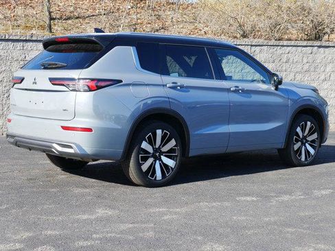 Used 2025 Mitsubishi Outlander SEL FWD image 9