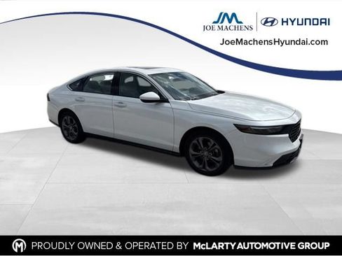 Used 2024 Honda Accord EX image 3