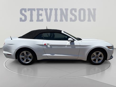 Used 2017 Ford Mustang Convertible RWD image 6