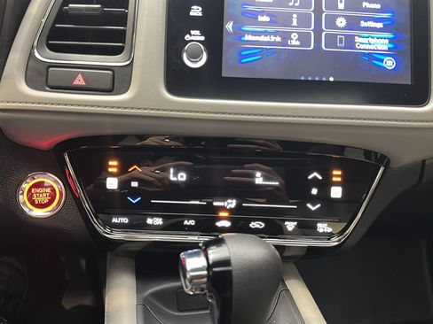 Used 2019 Honda HR-V EX image 33