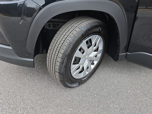 Used 2023 Toyota Corolla Cross L image 29