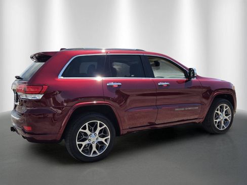 Used 2020 Jeep Grand Cherokee Overland AWD/4WD image 7
