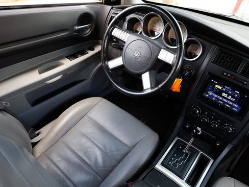 Used 2006 Dodge Magnum R/T w/ Convenience Group II RWD image 22