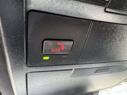 Certified 2023 Toyota Tacoma TRD Sport image 33