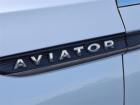 Certified 2024 Lincoln Aviator Reserve w/ Elements Package Plus image 30