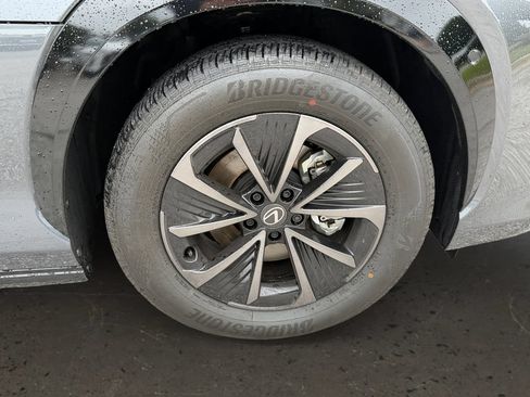 Certified 2026 Lexus RZ 450e AWD w/ Technology Package image 26