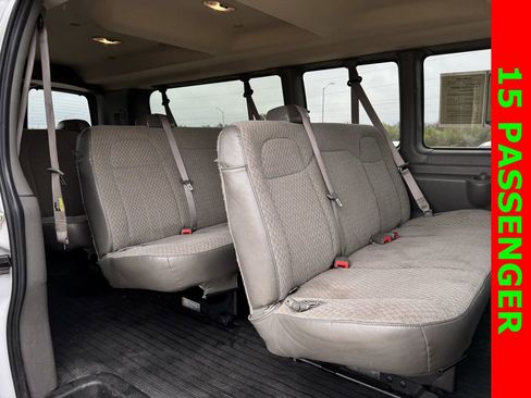 Used 2023 Chevrolet Express 3500 LS image 23