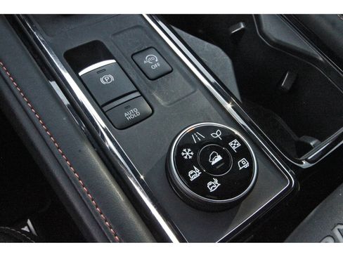 Certified 2025 Nissan Pathfinder Rock Creek AWD/4WD image 30