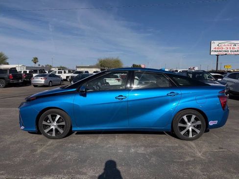 Used 2019 Toyota Mirai FWD image 4