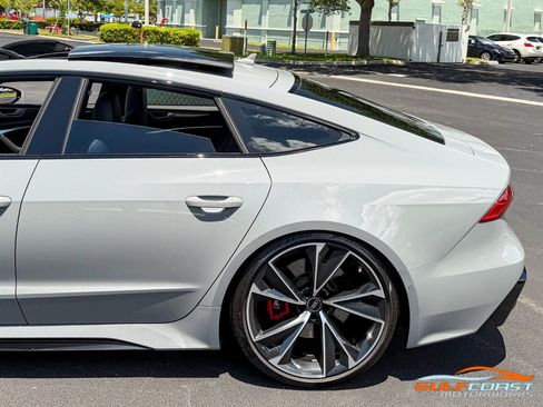 Used 2022 Audi RS 7 Sportback w/ Black Optic Package AWD/4WD image 52
