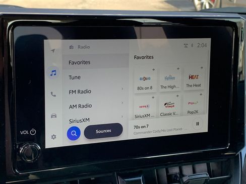 Used 2025 Toyota Corolla LE image 21