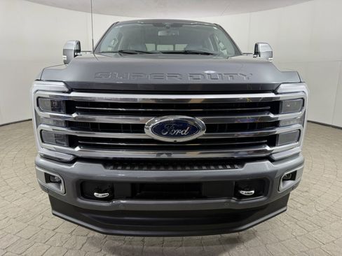 Used 2024 Ford F350 Limited image 2