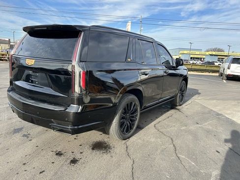 Used 2024 Cadillac Escalade Sport Platinum w/ LPO, Floor Liner Package image 6