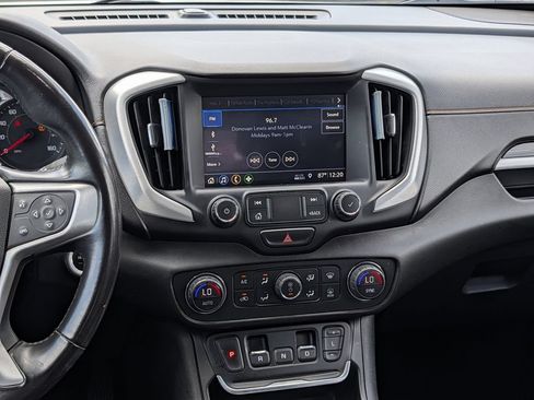 Used 2020 GMC Terrain SLT FWD image 15
